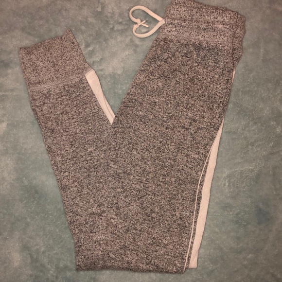 Cute leggings✨✨ - Picture 1 of 2